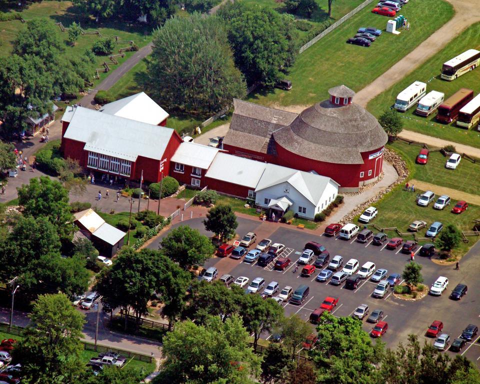 Amish Inn Nappanee Kültér fotó