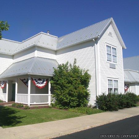 Amish Inn Nappanee Kültér fotó